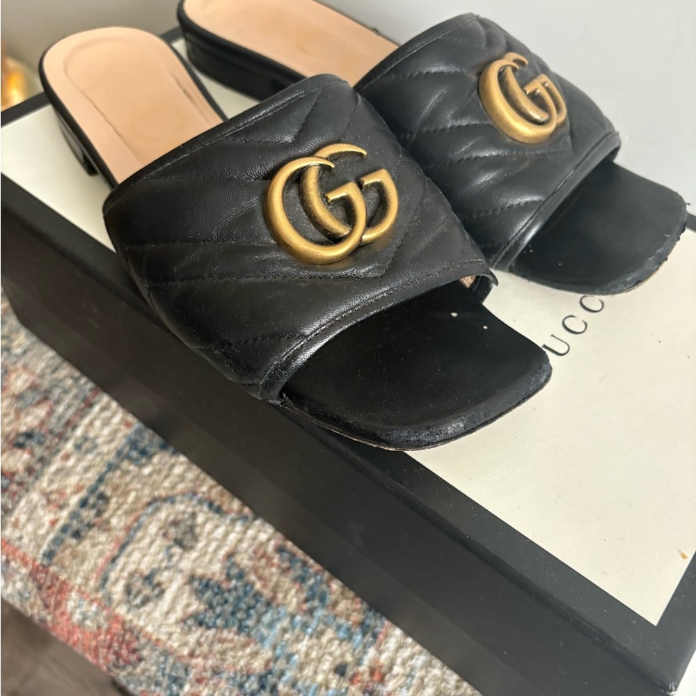 Gucci Women's Black Slide Sandals Size 37 (US 7)